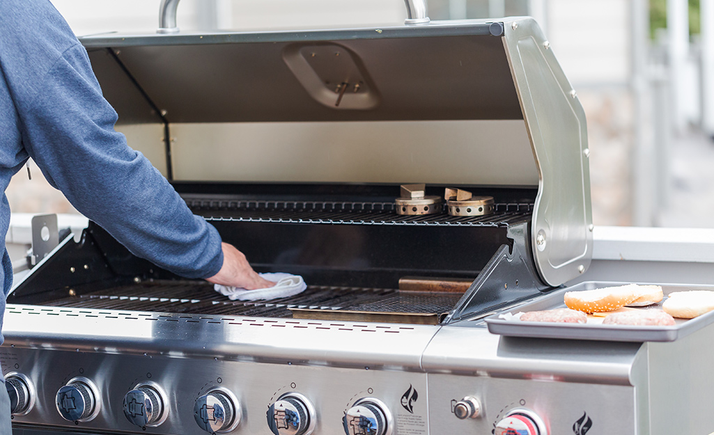 how-to-clean-a-grill